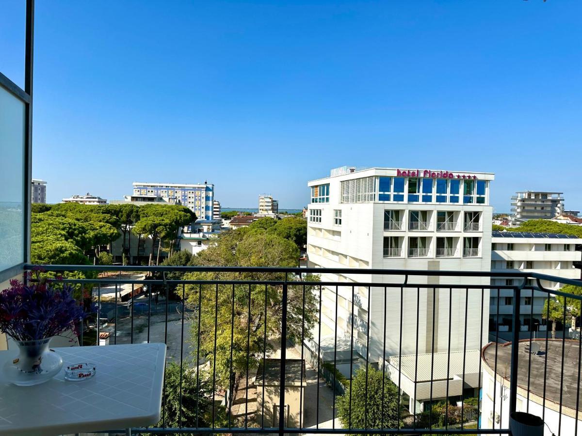Beach Front Apartment Sabbiadoro Lignano Sabbiadoro Buitenkant foto