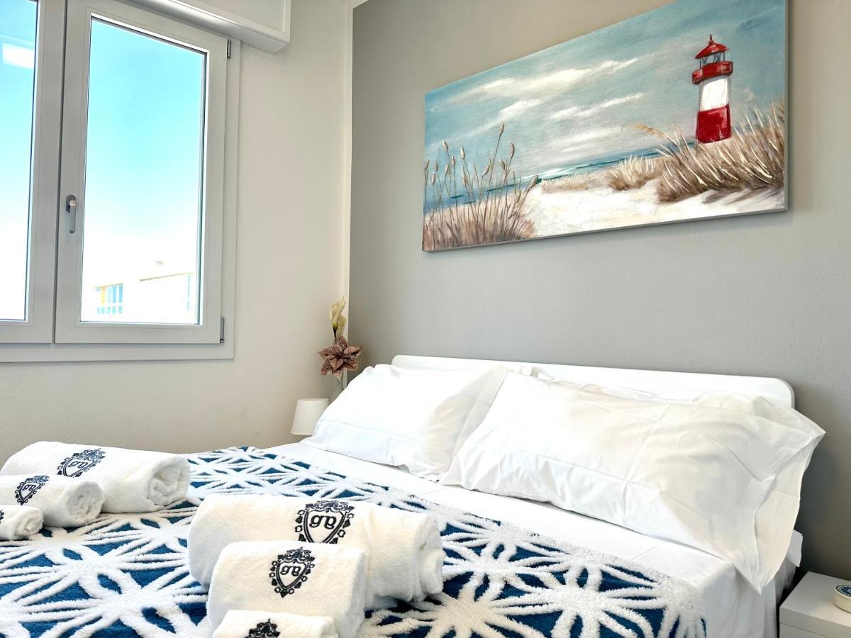 Beach Front Apartment Sabbiadoro Lignano Sabbiadoro Buitenkant foto