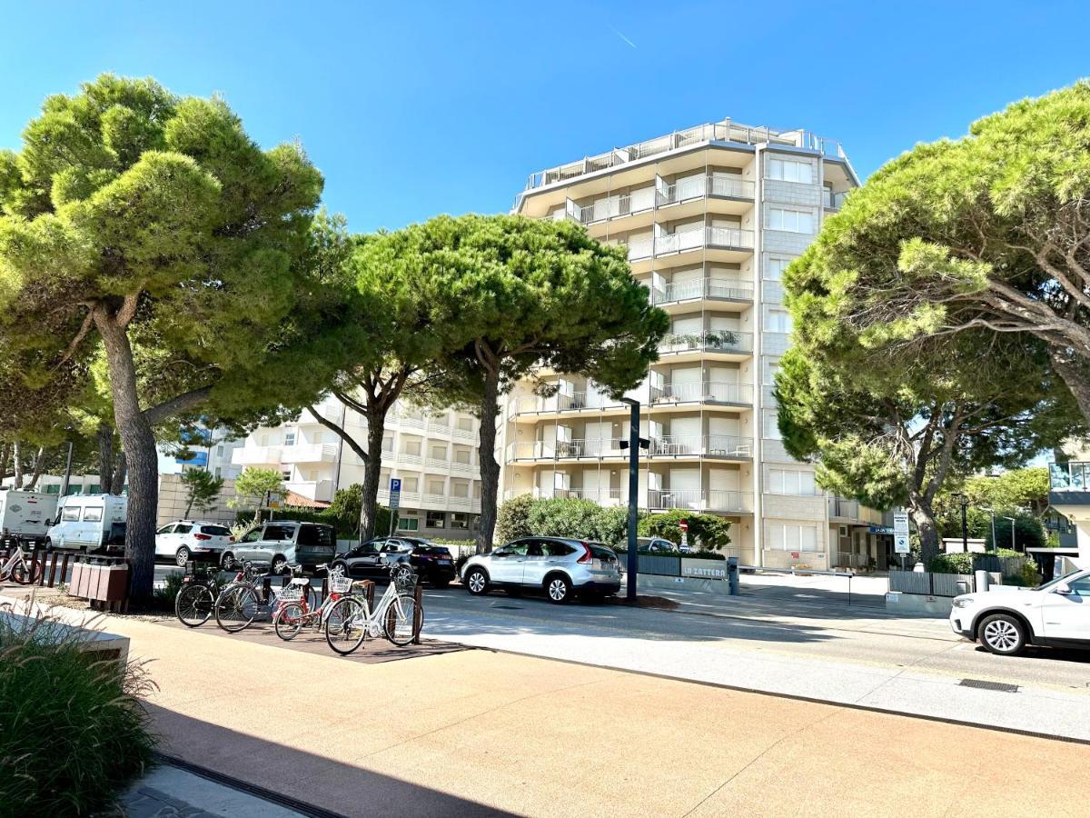 Beach Front Apartment Sabbiadoro Lignano Sabbiadoro Buitenkant foto