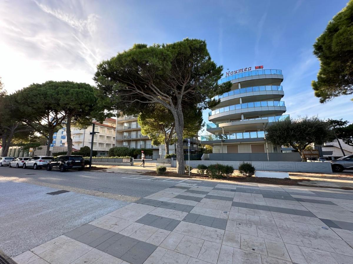 Beach Front Apartment Sabbiadoro Lignano Sabbiadoro Buitenkant foto